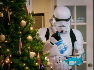 Navidad y Star Wars se mezclan en sorprendente juego de luces (Video)