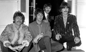 “Los Beatles no suenan bien” y otros grandes errores que se han cometido en la historia