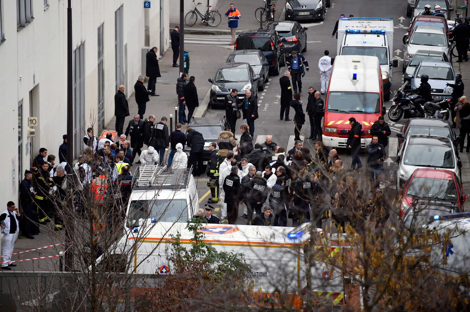 Obama condenó “horrendo” ataque contra semanario Charlie Hebdo en París