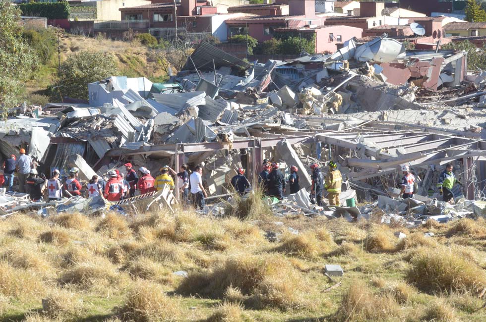 Siguen hospitalizadas 39 personas por explosión en México, 9 bebés graves