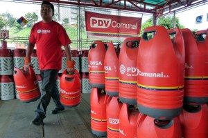 Asaltaron distribuidora de Pdvsa Gas en la Panamericana y se llevaron 354 bombonas