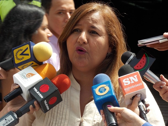 Dinorah Figuera solicitará interpelar a Meléndez y Padrino López por graves hechos ocurridos en Táchira