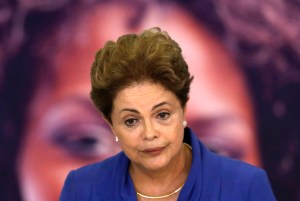 Dos grandes periódicos brasileños se oponen a un juicio político a Rousseff