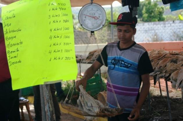 Vendedores de pescado de Nueva Esparta suben precios por “escasez”