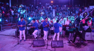 Porfi Baloa desató una ola de euforia en los carnavales de México
