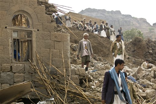 Incursiones aéreas saudíes bombardean sur de Yemen