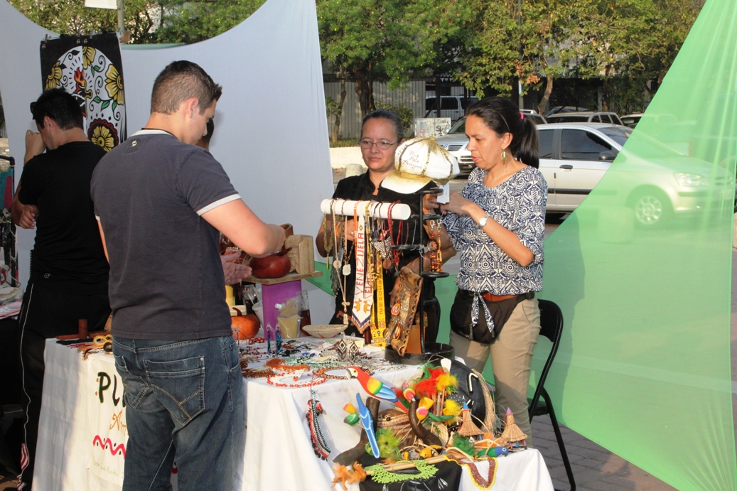 Alcaldía de Baruta culminó con éxito la Feria de las Madres