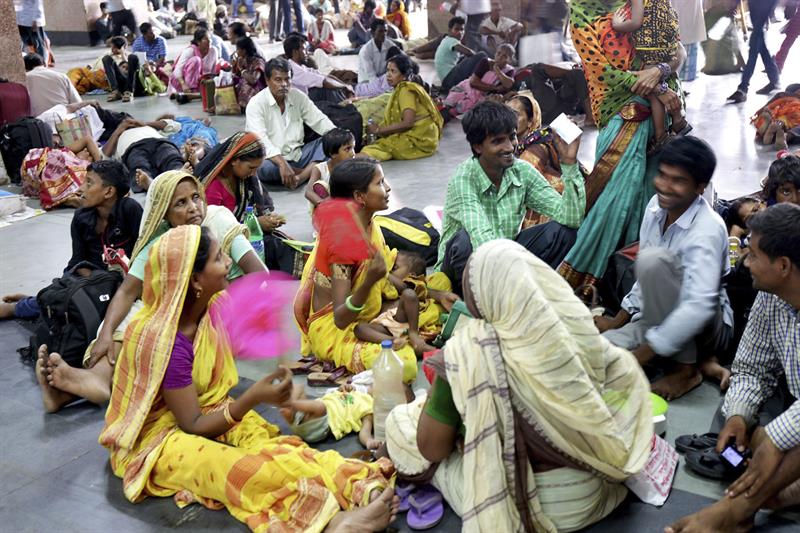 Más de 1.700 muertos por calor en India a la espera de temperaturas más bajas