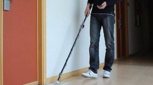 Crean bastón inteligente para personas con discapacidad visual