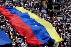 Crisis política en Venezuela divide a parlamentarios europeos y latinoamericanos