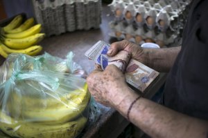 La justicia impide informar de la inflación en Venezuela