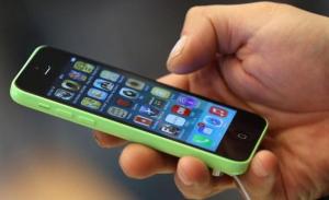 Una compañía china produjo 40 mil iPhones falsos