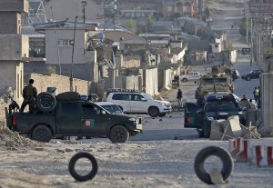 Al menos 9 miembros de la OTAN murieron en ataque a base internacional en Kabul