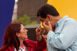 FOTO: ¿Qué tenía Maduro en el ojo?