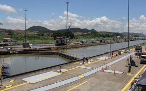 Inauguración de ampliación de Canal Panamá, en peligro por amenaza de huelga
