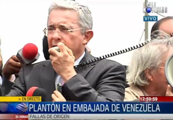 Uribe: ¿Cuánto va a prolongarse el apaciguamiento contra la dictadura venezolana?