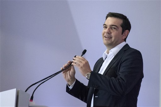 Tsipras advierte que Grecia podría retornar a un pasado corrupto
