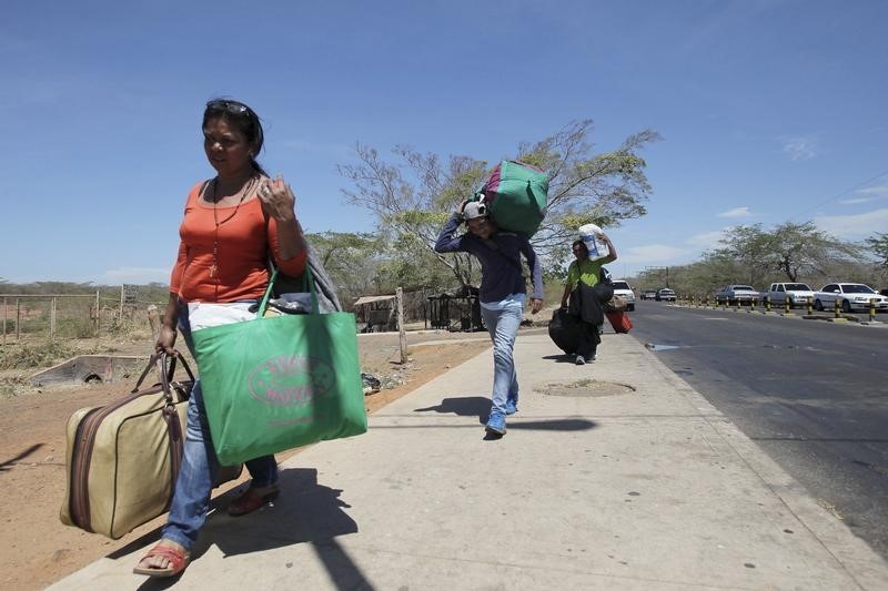 Académicos de Colombia y Venezuela piden enfrentar el abandono en la frontera