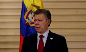 Santos dice que negociadores harán sesión permanente para acuerdo de paz
