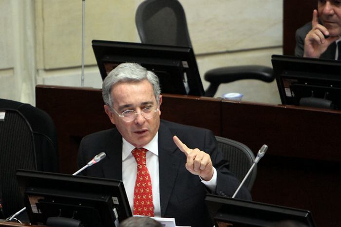 Álvaro Uribe envía mensaje a los venezolanos este #6D