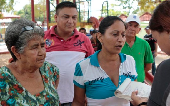 Foto: Los afectados pidieron que concluyan las obras que tienen más de dos años parada / La Verdad