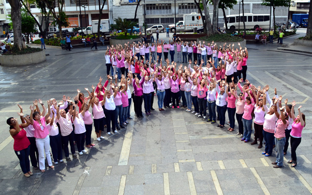 Chacao se vistió de rosa por un día