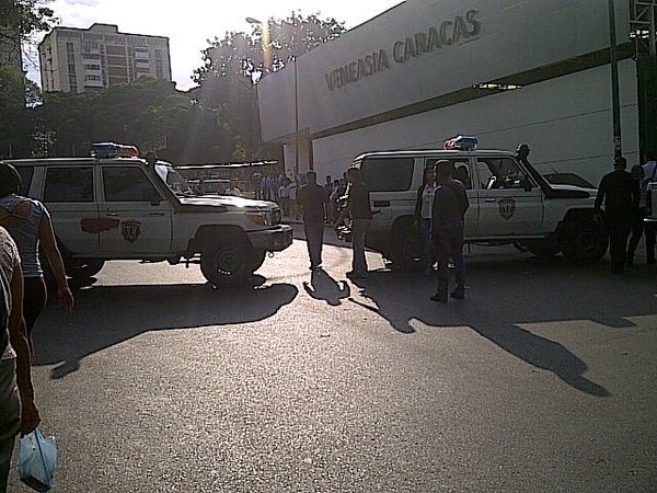 Abatido delincuente frente a la estación La Paz del Metro (Fotos)