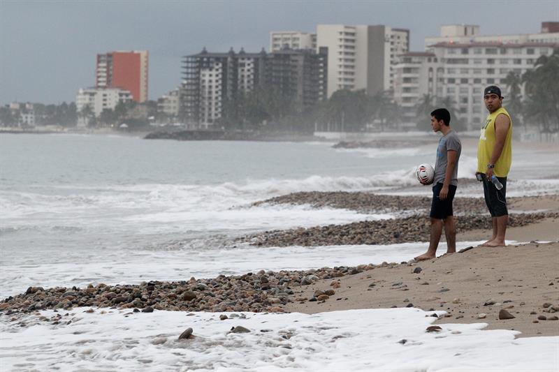 Patricia, el súper huracán que atemorizó a las turísticas Vallarta y Nayarit