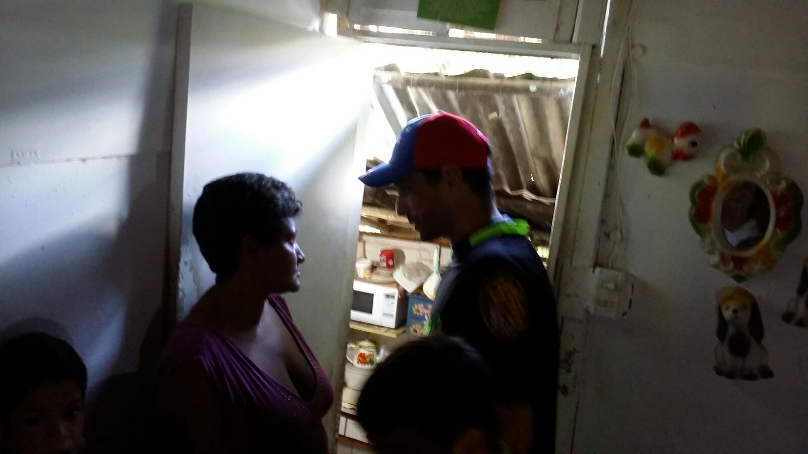 Capriles: De esta terrible circunstancia saldremos el #6D con una avalancha de votos