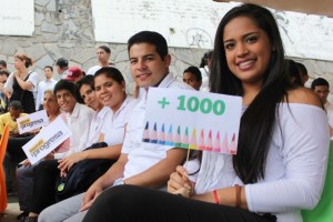 Ocariz: Estamos felices de entregar 116 becas a jóvenes universitarios de Sucre