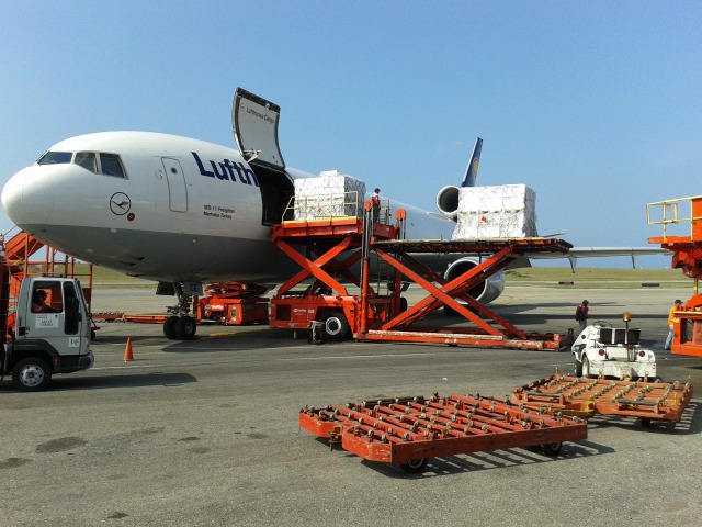 Lufthansa ha transportado 360 toneladas de medicamentos a Venezuela en 2015