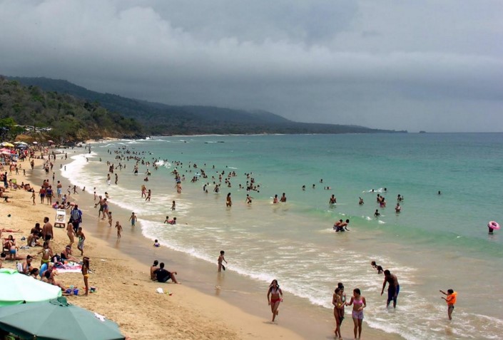 ¿Pensando en viajar en Carnaval?… Un día a la playa supera un salario mínimo