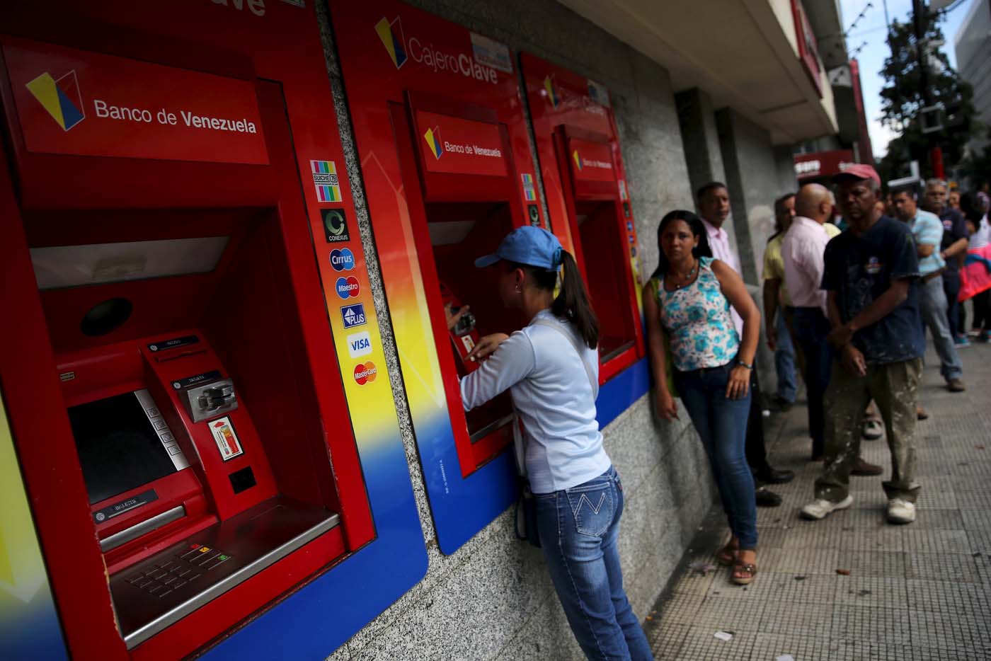 Los billetes del nuevo cono siguen sin llegar a los bancos del estado Vargas