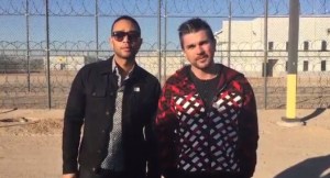 John Legend y Juanes visitan Centro de Detenciones de inmigrantes en Arizona