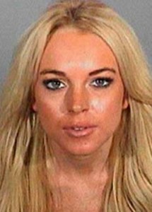 Con esta imagen Lindsay Lohan confirma que seguirá con su prometido que “trató de estrangularla”