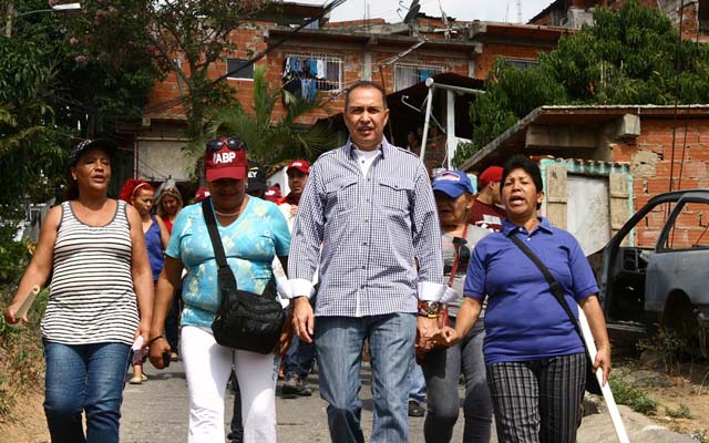 Richard Blanco en Caricuao: O cumplen con el pueblo o serán interpelados en la AN