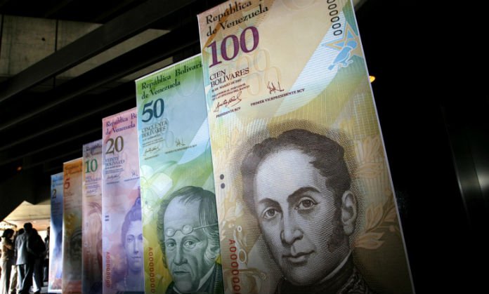 Emisión de nuevos billetes no corrige desviación económica