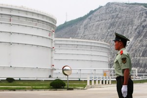 China retrasa la culminación de sus reservas estratégicas de petróleo