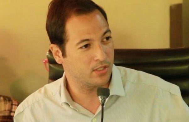 Concejal Rafael Del Rosario presentó acuerdo para recuperar Plaza de Palmeros de Chacao