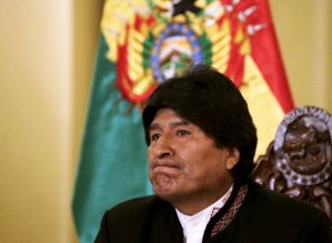 Expresidentes y opositores acusan a Evo Morales de persecución política