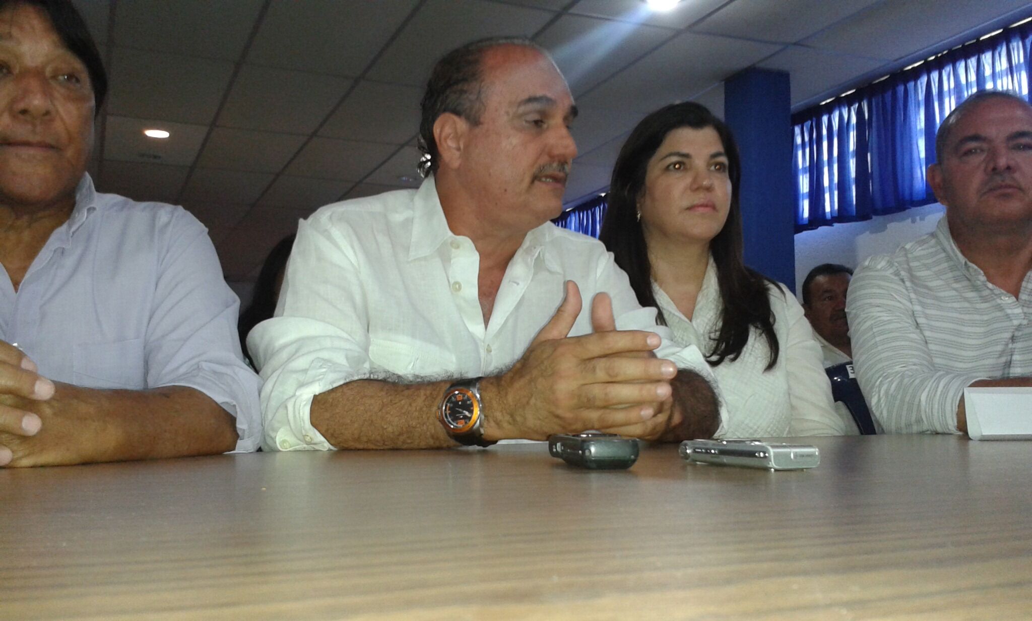 Jorge Carvajal: Gobierno admite fracaso en seguridad al sacar el  ejército a la calle