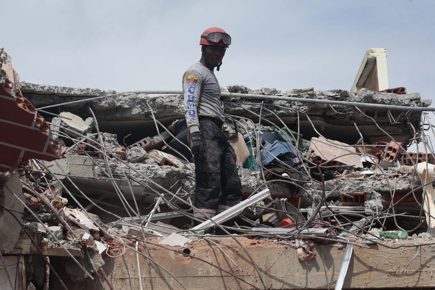 Asciende a 507 la cifra de fallecidos por el terremoto en Ecuador