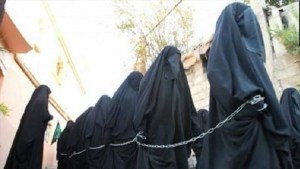 Estado Islámico ejecuta a 250 mujeres por negarse a ser esclavas sexuales