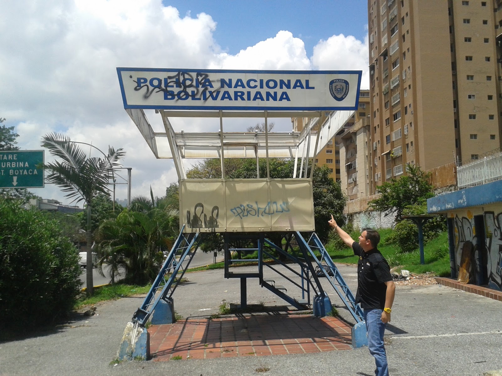 Concejal Vidal: Más de cien delitos se cometen a diario en autopistas de Caracas