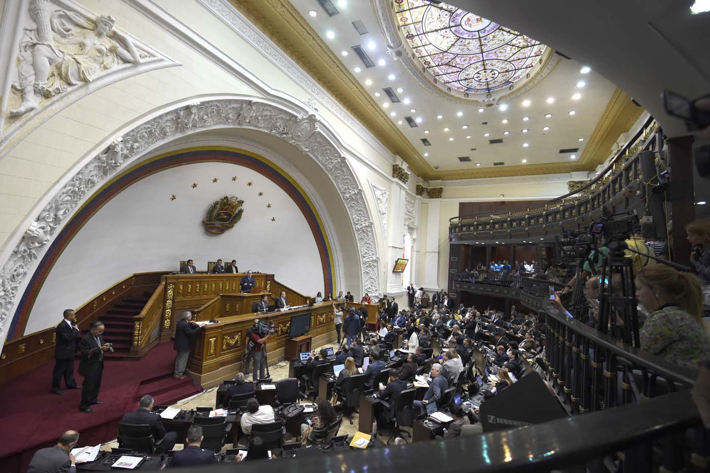 AN rechazó violencia generada por colectivos en la parroquia 23 de Enero este lunes