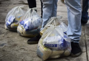 Bachaqueros venden por internet leche de los Clap en 4 mil bolívares