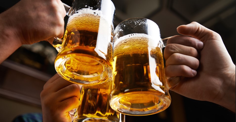 ¡Entérate! Estos son los pasos para preparar una cerveza artesanal en casa