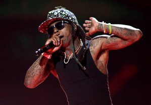 Lil Wayne fue hospitalizado tras sufrir ataque de convulsiones