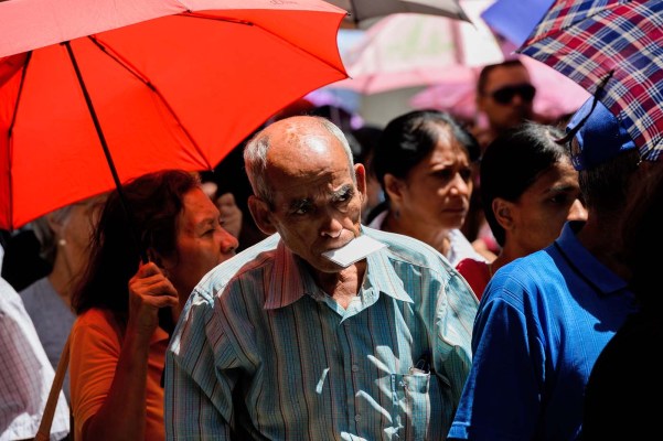 colas comida afp