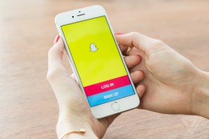 Snapchat cambia de nombre y lanza Spectacles…Entérate de qué se trata